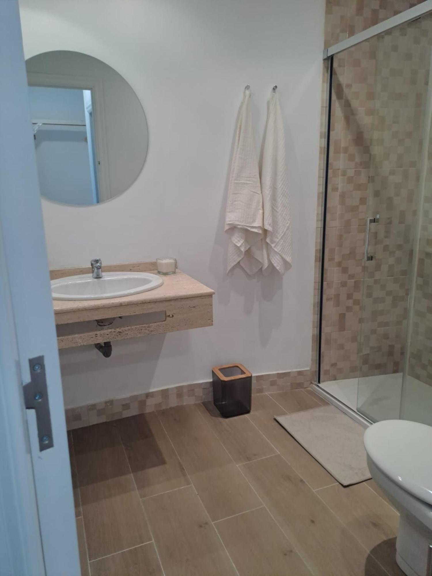Apartamento Compartido Hab Privadas Playa De La Caleta Cádiz Exterior photo