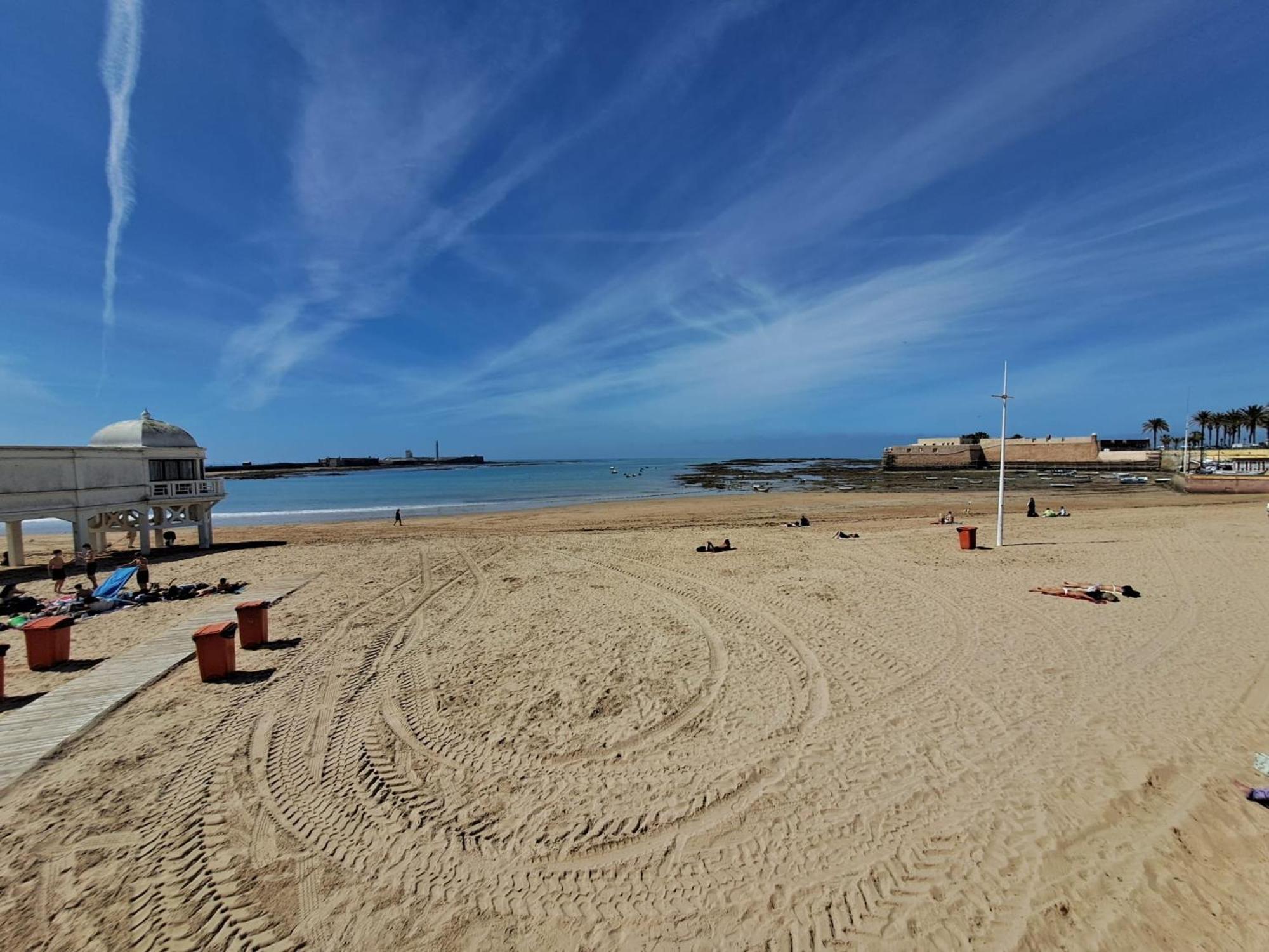 Apartamento Compartido Hab Privadas Playa De La Caleta Cádiz Exterior photo